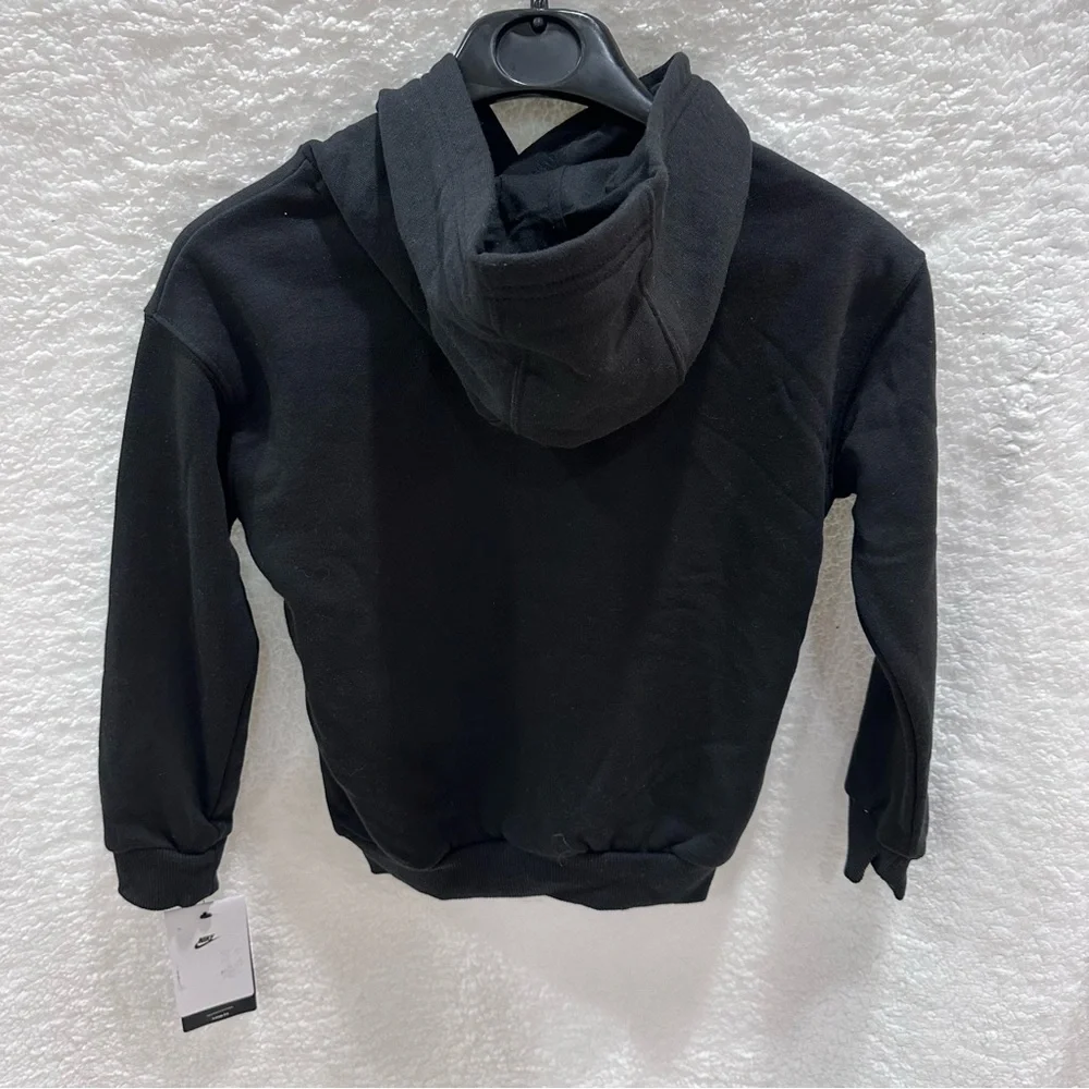 Nike classic black